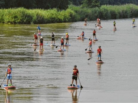 Donauzeitung – Wertinger Montessori-Schüler paddeln auf der Donau