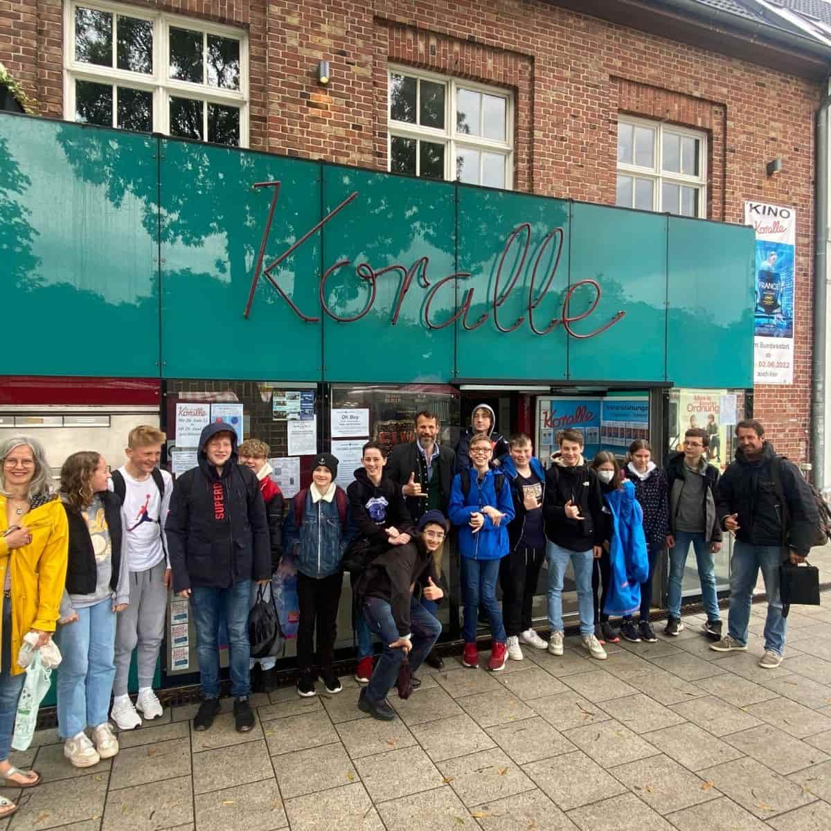 SchülerInnen der Stadtteilschule Koralle für Koralle-Kino